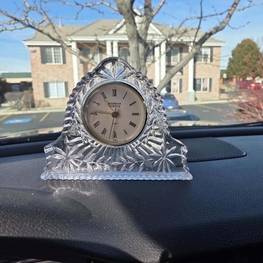 Vintage Madison Avenue Crystal Quartz Desk Clock - SunSilver Wall Clock